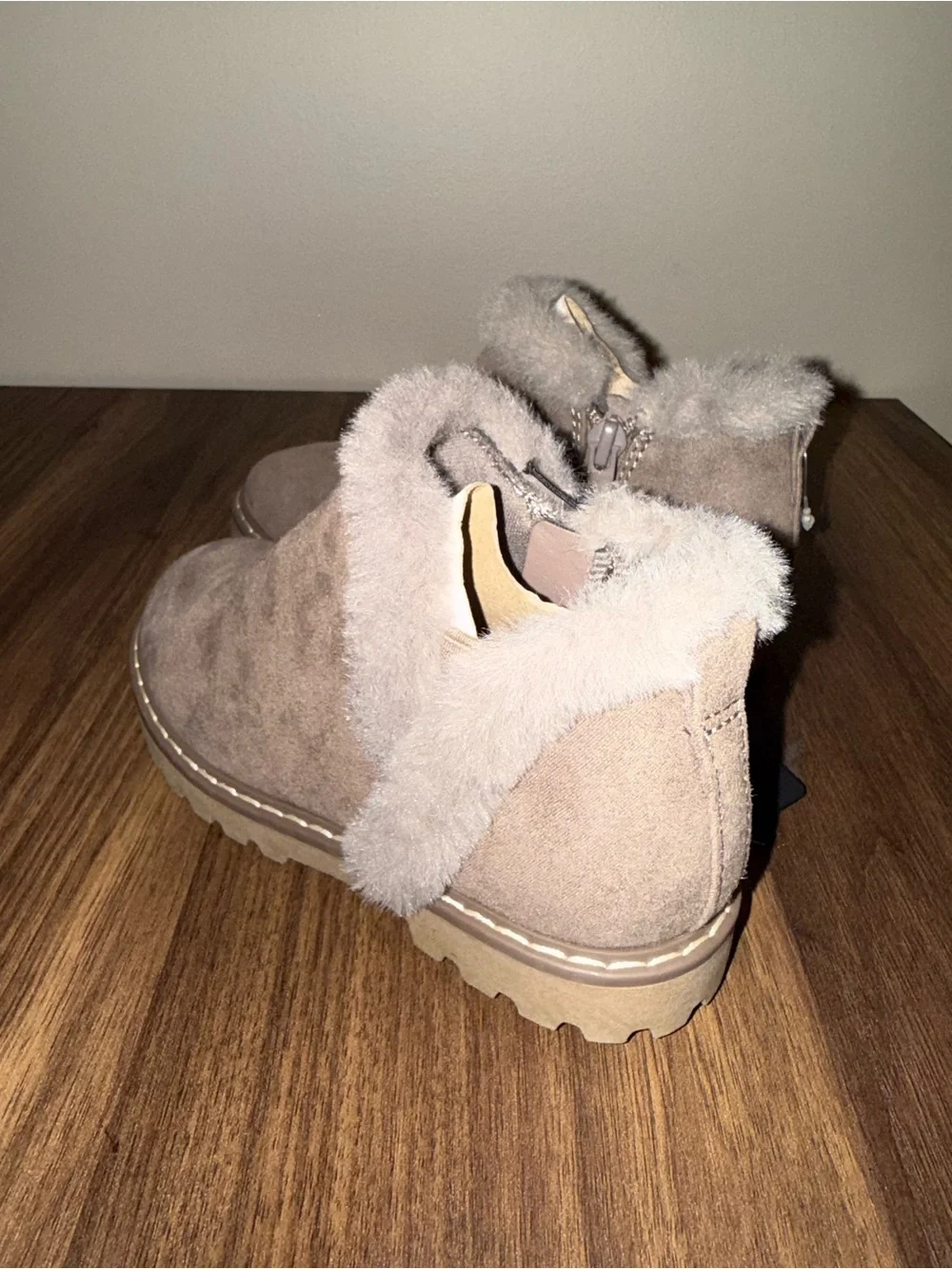 🆕NWOT Wonder Nation girls size 10 faux fur Boots